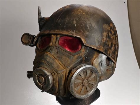 NCR Ranger Fallout New Vegas Helmet and Gas Mask