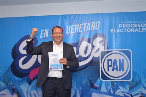 Roberto Cabrera Se Registra Como Precandidato Del Pan A La Presidencia