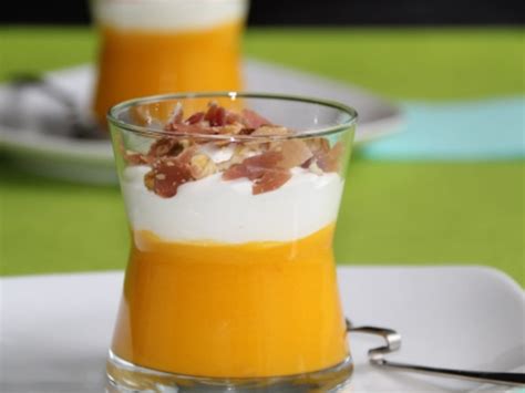 Gaspacho Comme Un Cappuccino De Melon Et Chantilly Au Fromage De