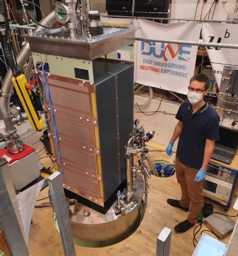 Dune Prototype Detector Argoncube Crosses The Globe