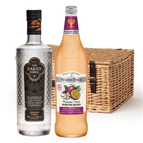 Lakes Vodka 70cl Passion Fruit Martini Cocktail Hamper Bottled And Boxed