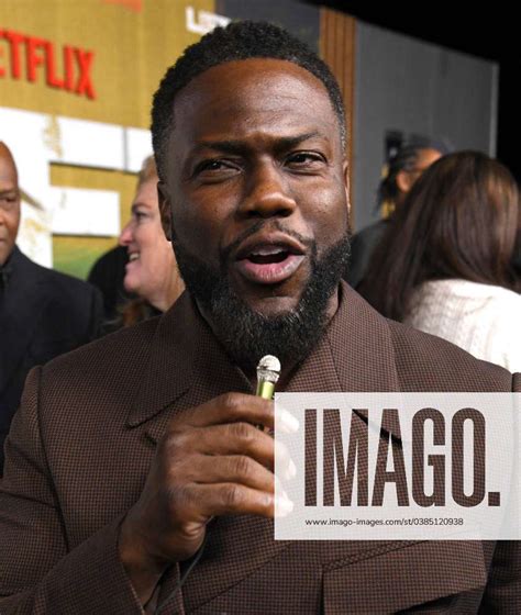 January 8 2024 New York New York Usa Kevin Hart Attends The World