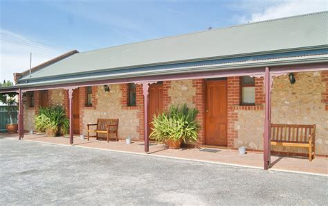 Valley Hotel Motel - Tanunda, Accommodation | South Australia