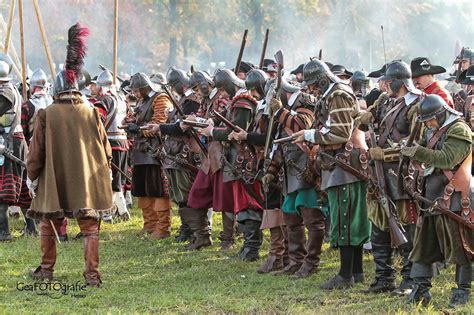 Pin Von Mark Sanders Auf Landsknecht 30 Jähriger Krieg Kriegerin Landsknecht