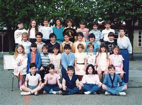 Photo De Classe Cm De Ecole Louis Moreau Copains D Avant