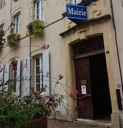 Mairie Commune de Laissac Sévérac l Eglise