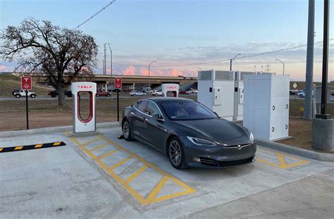 Non Tesla Supercharger Pilot Extended To All Superchargers In The