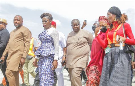 Saraki At Tin Can Island Port Reaffirms Npa Position On Quay Walls