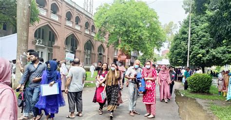 ঢাবির ‘গ ইউনিটের ভর্তি পরীক্ষা আজ আসনপ্রতি লড়বেন ৩৬ শিক্ষার্থী