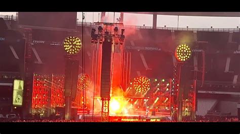 Rammstein Puppe Live Au Stade De France Paris Youtube