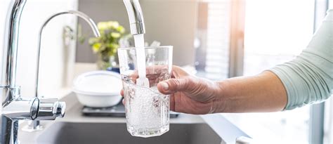 How Much Water Should I Drink Upmc Healthbeat