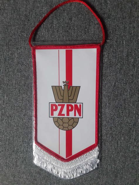 Proporczyk Polski Związek Piłki Nożnej PZPN z lat 90 Krosno OLX pl