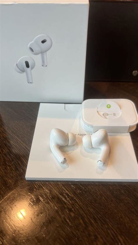 Apple Airpods Pro 第二世代 Lightning イヤホン