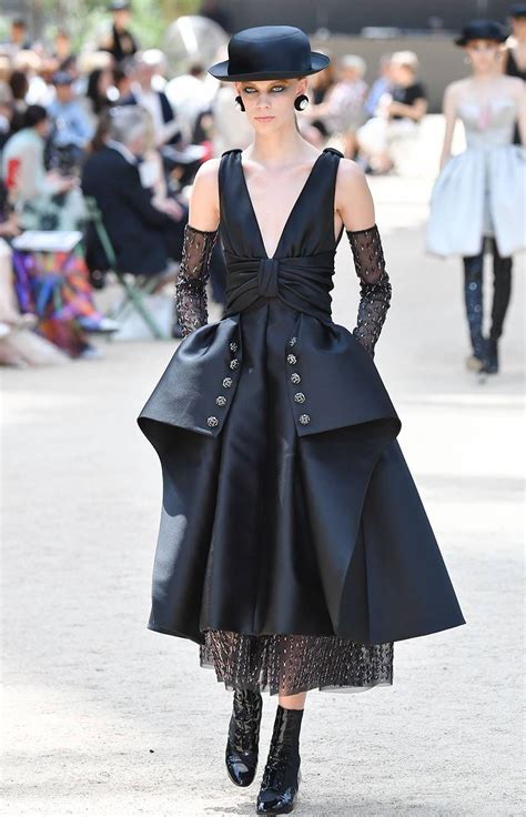 31 Of The Most Beautiful Chanel Dresses Weve Ever Seen Chanel Dress