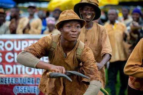 Togo F Tes Traditionnelles Le Ayiza C L Br Ts Vi En Pr Sence De