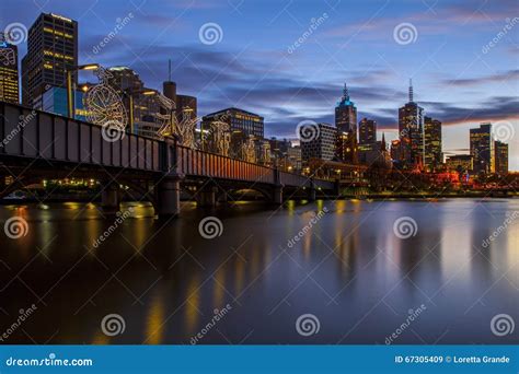 Yarra River, Melbourne editorial stock image. Image of colourful - 67305409