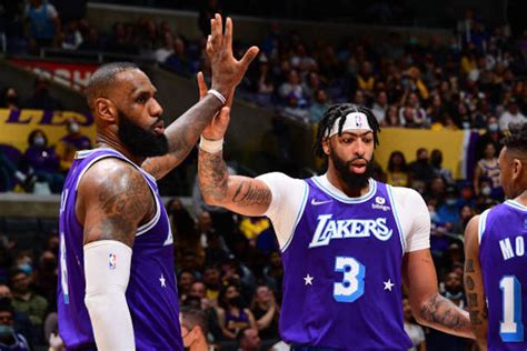 Recap Lebron James Anthony Davis Lead Lakers To Overtime Win Over Knicks