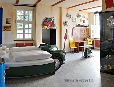 Cool Bedroom Ideas For Pre Teen Boy Diamond Plate Wall Border Can Be