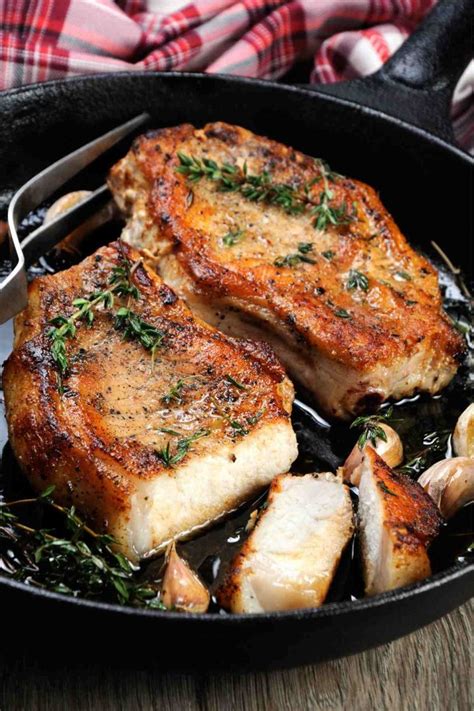 What Temp to Cook Pork Chops - IzzyCooking