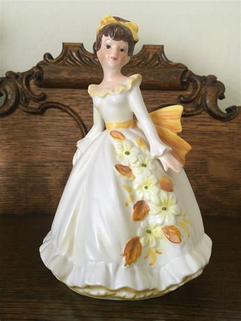 Vintage Lefton Lady Vase Planter Porcelain Beautiful Vintage