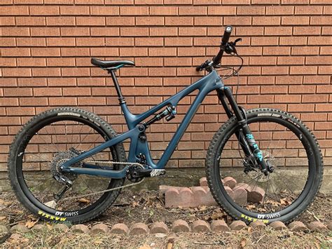 Yeti Sb Lr With Dt Swiss Xmc Carbon Wheels For Sale