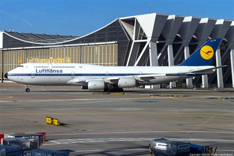 Lufthansa Boeing 747 830 D ABYT Photo 535288 NetAirspace