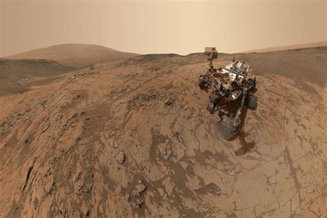 Curiosity Rover Shows Off Its Digs on Mars in a Selfie - NBC News