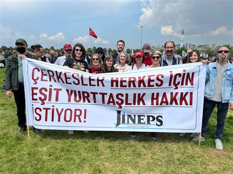 JINEPS GAZETESİ on Twitter Jineps 1 Mayıs ta emeğin yanında