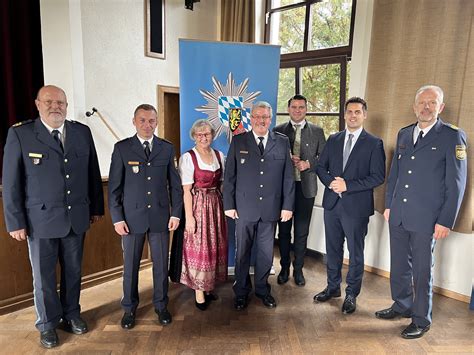 Amtswechsel Bei Der Polizeiinspektion Oberviechtach Nachrichten Oberpfalz