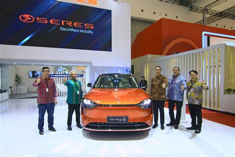 Duet SUV SERES Tercanggih SERES 9 Concept Dan SERES 7 Tampil Di GIIAS 2024