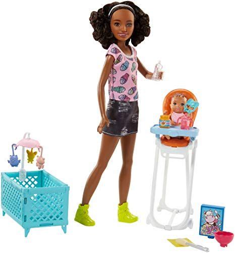 Barbie Famille Coffret Poup E Skipper Baby Sitter Aux Cheveux Lisses Ou