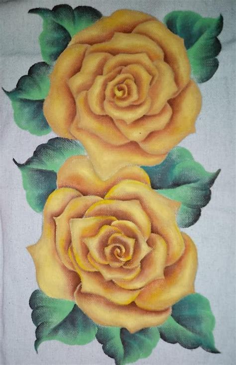 Pin De Mary Lopes En Pintura Em Tecido Rosas Pinturas Florales