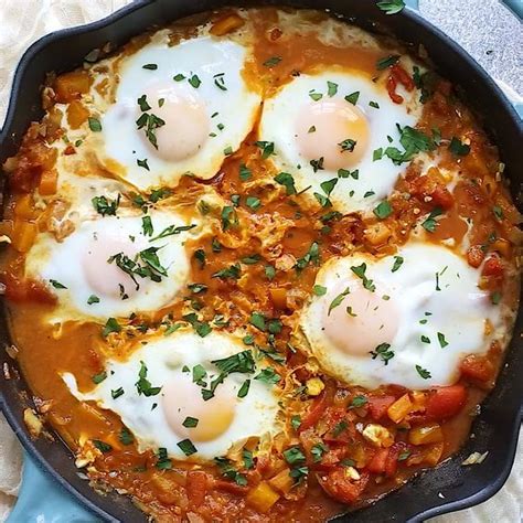 Eggs Poached In Spicy Tomato Sauce Shakshouka Artofit