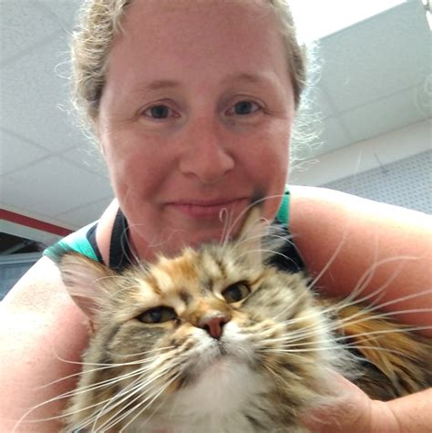 Shelby's Professional Pet Services - If anyone needs a pet care