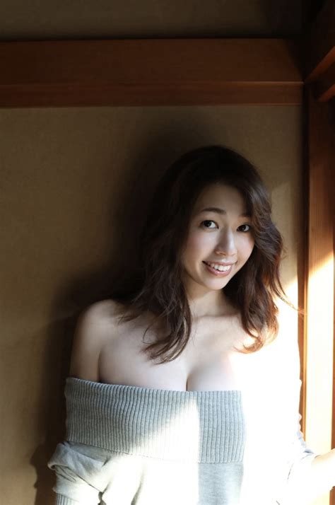 Tokai No 1 Busty Caster Kayo Sugimoto G Cup Milk First Nude FREITAG