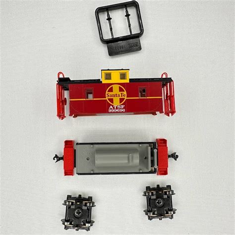 Santa Fe Yellow Cupola Caboose Parts Kit Kato USA Online Store