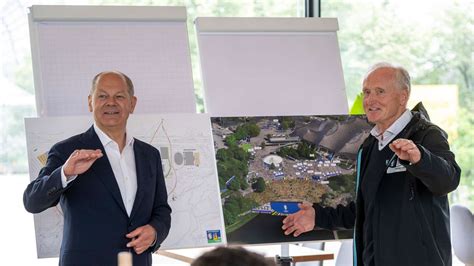 M Nchen Bundeskanzler Scholz Besucht Fan Zone Zur Em