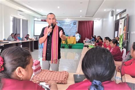 Guru Smkn 1 Jambu Kabupaten Semarang Berbagi Pengalaman Gsm Di Atambua