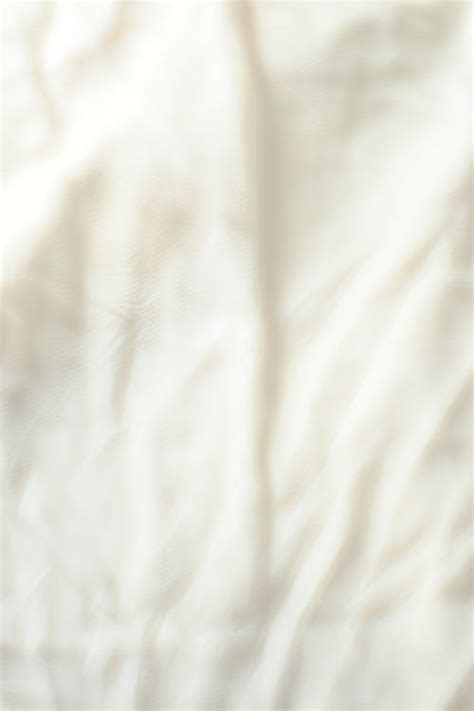 White Cloth in Close Up Photography · Free Stock Photo