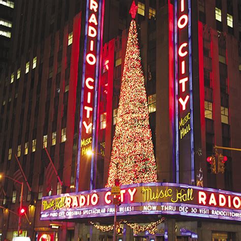 Radio City Music Hall: Front and Center for the Christmas Spectacular ...