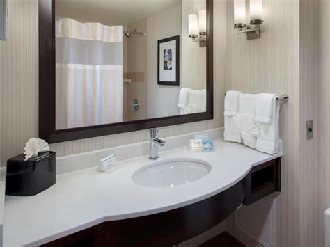 Hilton Garden Inn Chicago North Loop in Chicago (IL) - Room Deals ...