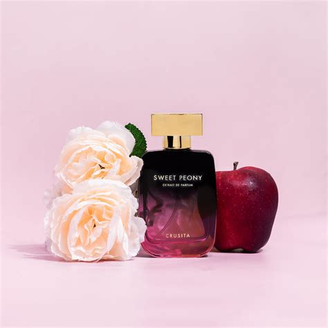 Sweet Peony Crusita عطر a fragrance للنساء 2022