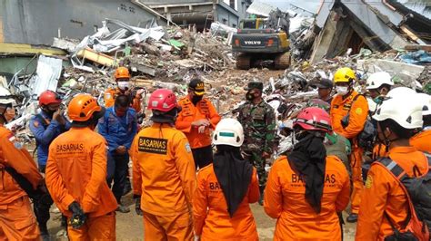 Update Korban Gempa Sulbar 56 Orang Meninggal Dunia News Liputan6