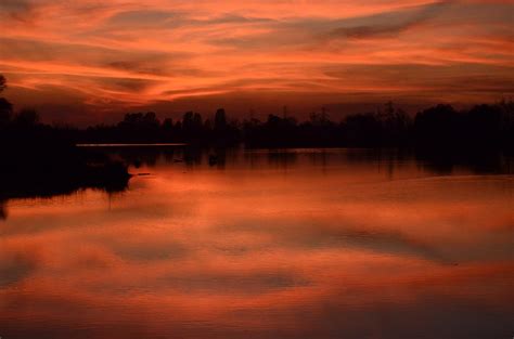 Sunset over Merced River : r/pic