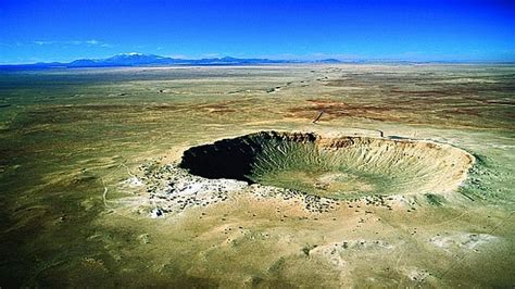 Historyczne Wizyty Asteroid Na Naszej Planecie Kiedy Dochodzi O Do