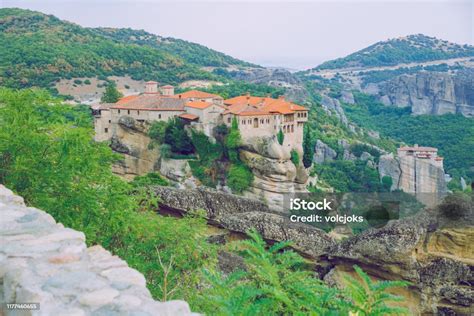도시 메테오라 그리스 공화국 산과 예배 장소 교회와 신사 2019년 9월 12일 여행 사진 Unesco 조직된 단체에 대한 스톡