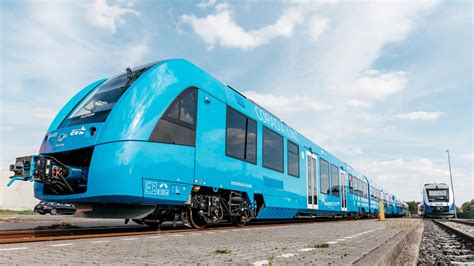 The Worlds First Hydrogen Powered Train Just Arrived In Germany