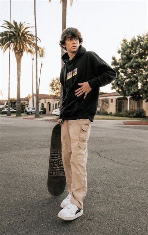 Skater Aesthetic In Street Fashion Men Streetwear Streetwear