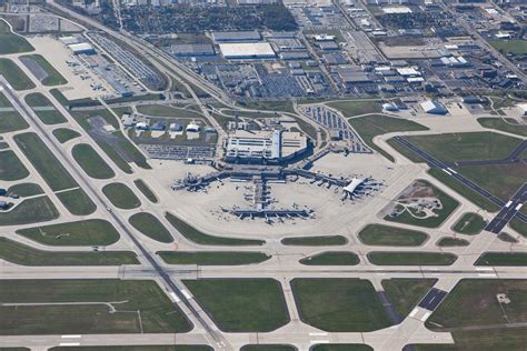 Rental Car Companies At Milwaukee Airport at Holly Brough blog