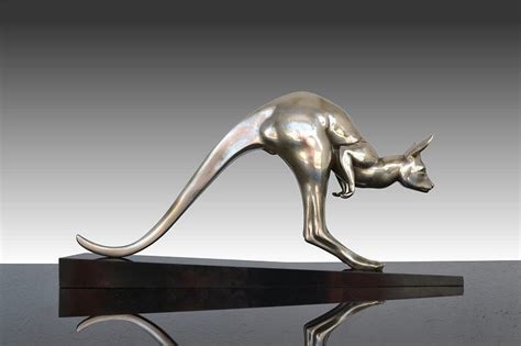 1930.fr - An art deco bronze Kangaroo by Jean-Théodore DELABASSE (1902-???) Silver plated ...